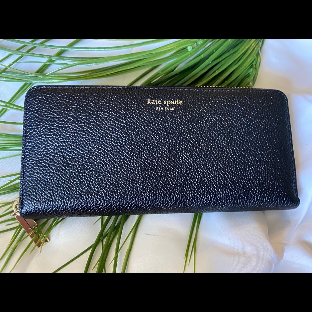 💃🏻HOST PICK💃🏻♠️NEW KATE SPADE WALLET♠️ - Picture 2 of 6
